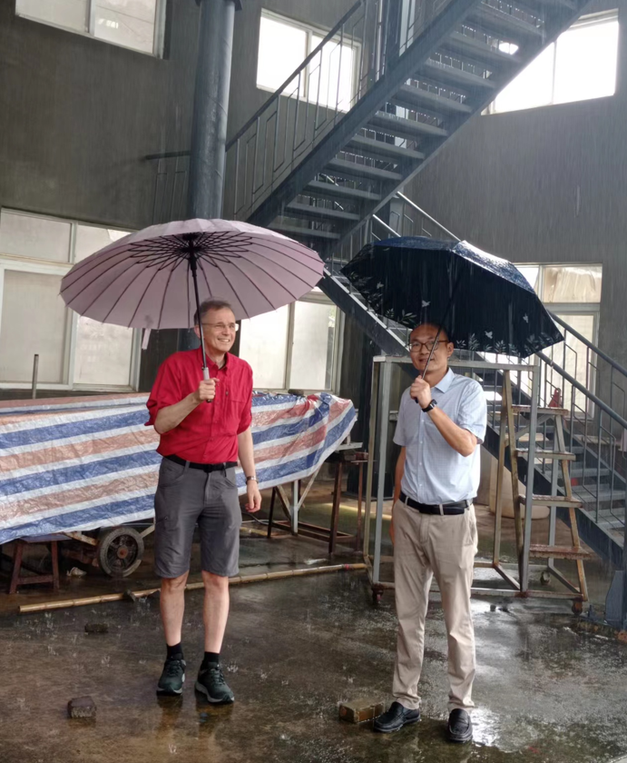 参观91直播
人工模拟降雨大厅